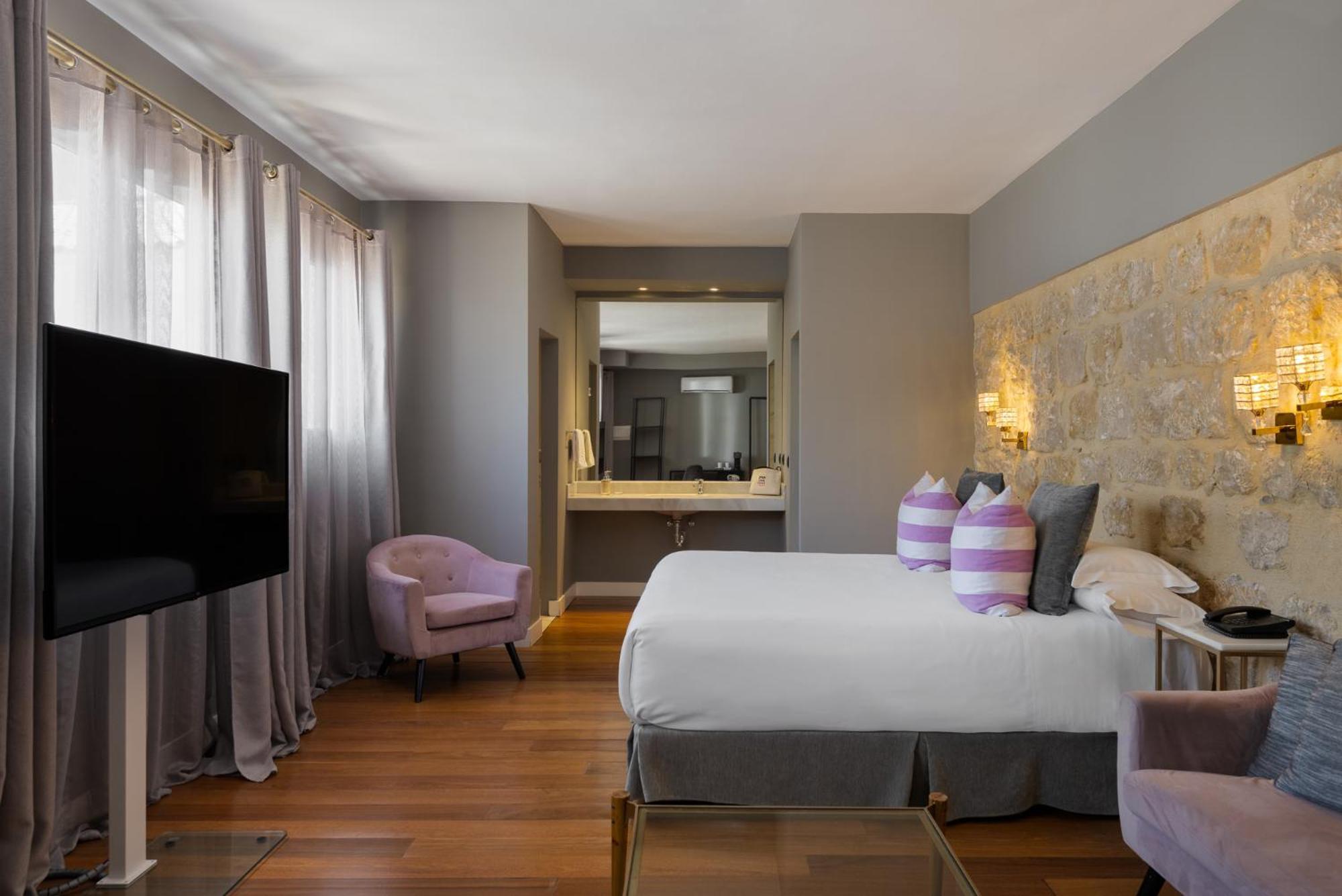 Double Duplex Deluxe Room